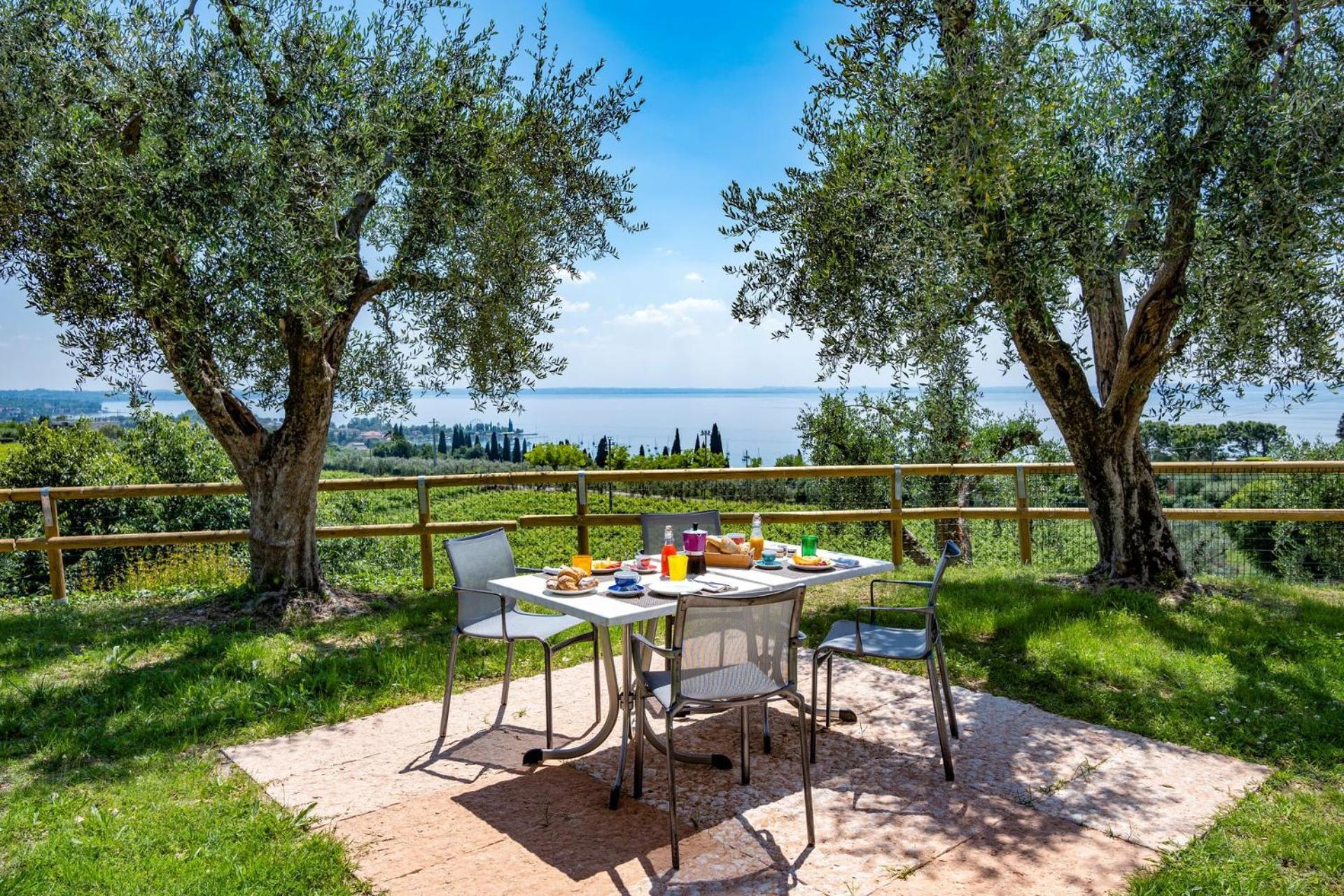 Appartamenti Ca' Mure Bardolino Exterior foto